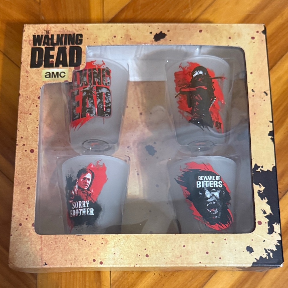 Shot Glass Set - Red and Black - Picture 6 of 6